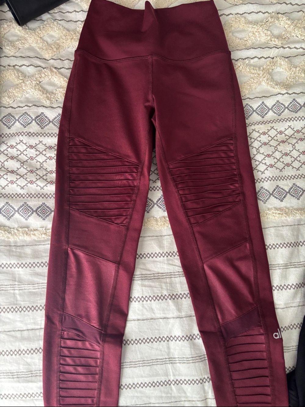 ALO Yoga Maroon Ruched Leggings